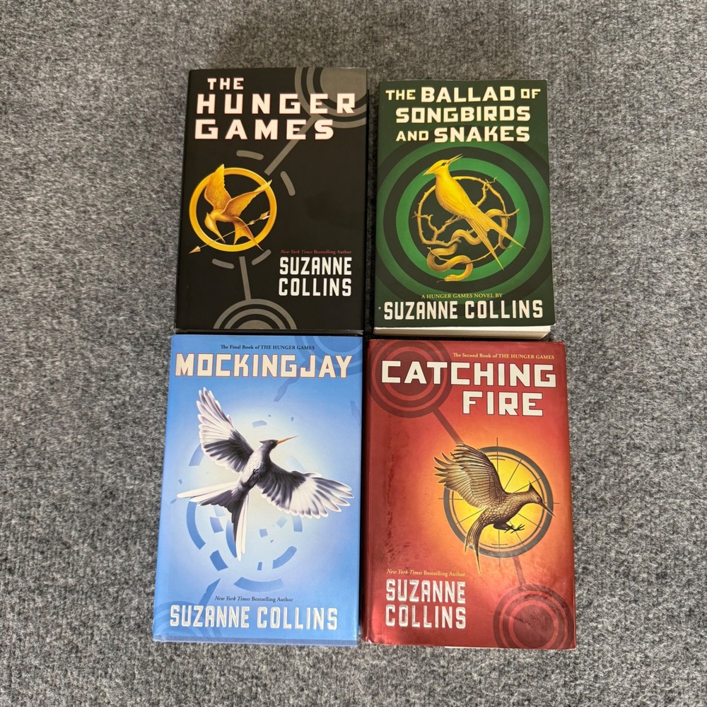 The Hunger Games Book Set‎ Suzanne Collins Young Adult Fantasy Adventure Series